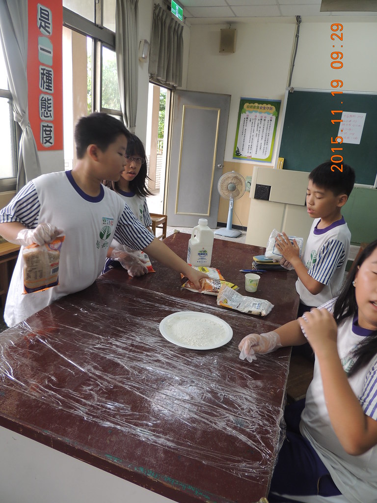 丰胸产品真的可以丰胸吗